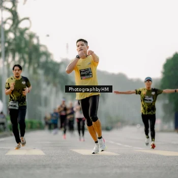 Runner Photo 6660777