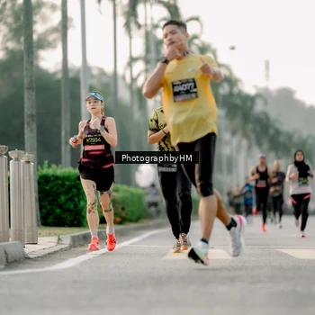 Runner Photo 6660786