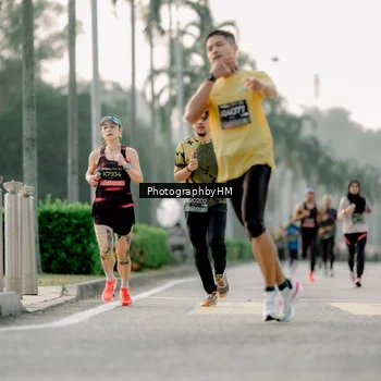 Runner Photo 6660789