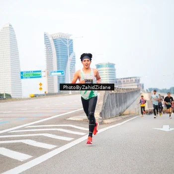 Runner Photo 6660790