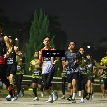 Runner Photo 6660871