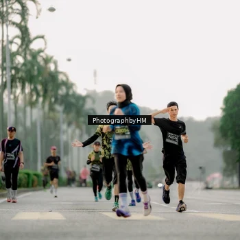 Runner Photo 6660890