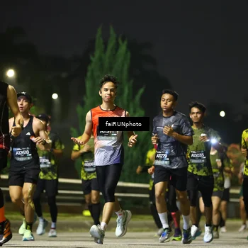 Runner Photo 6660915