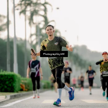 Runner Photo 6660942