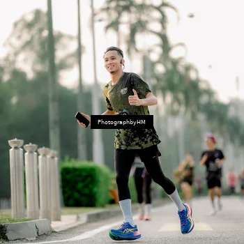 Runner Photo 6660945