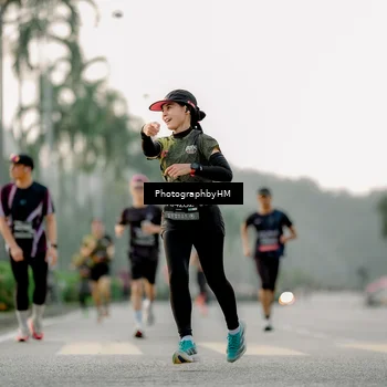 Runner Photo 6660955