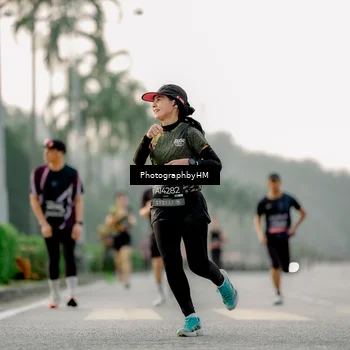 Runner Photo 6660957