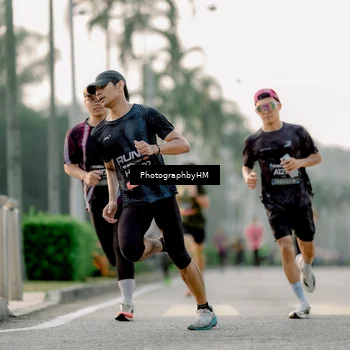 Runner Photo 6660975