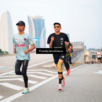 Runner Photo 6660993