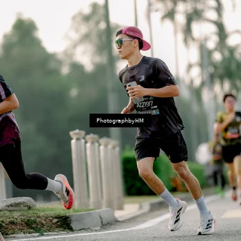 Runner Photo 6660998