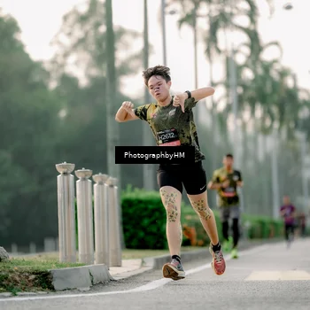 Runner Photo 6661003