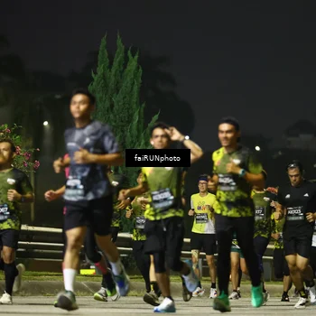 Runner Photo 6661019