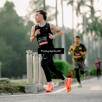 Runner Photo 6661027