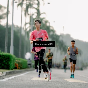 Runner Photo 6661032