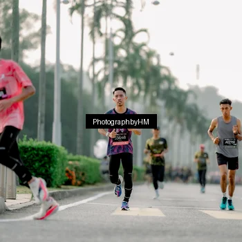 Runner Photo 6661044
