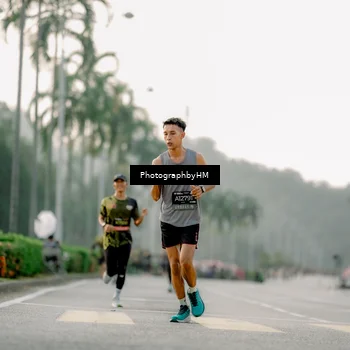 Runner Photo 6661049