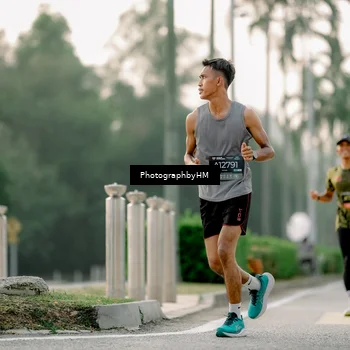 Runner Photo 6661061