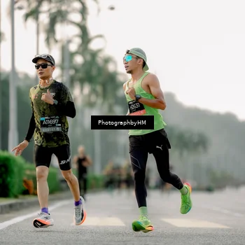 Runner Photo 6661103