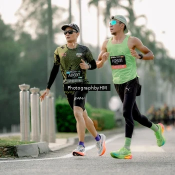 Runner Photo 6661112