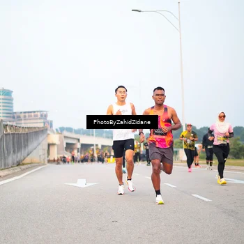 Runner Photo 6661154