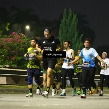 Runner Photo 6661343