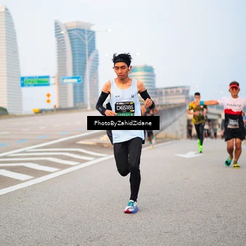Runner Photo 6661365