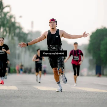 Runner Photo 6661375