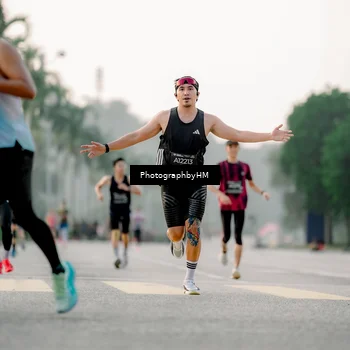Runner Photo 6661376