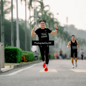 Runner Photo 6661399