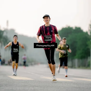 Runner Photo 6661400