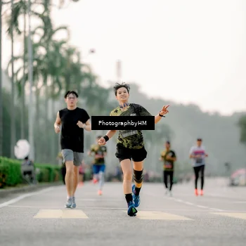 Runner Photo 6661469