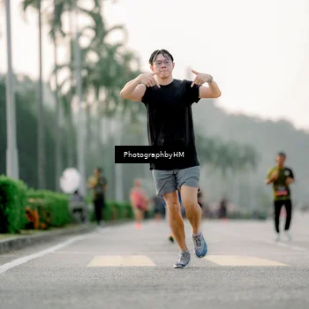 Runner Photo 6661497