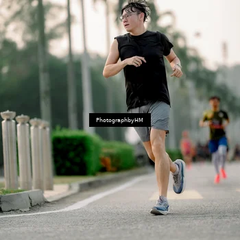 Runner Photo 6661524
