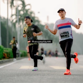 Runner Photo 6661572