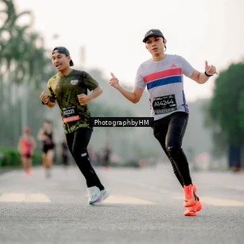 Runner Photo 6661573
