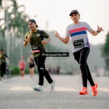 Runner Photo 6661574