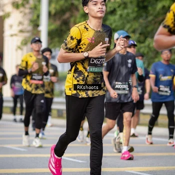 Runner Photo 6661603