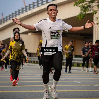 Runner Photo 6661634