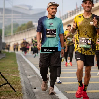 Runner Photo 6661635