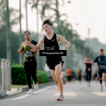Runner Photo 6661657