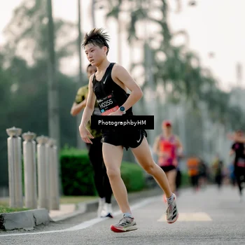 Runner Photo 6661660
