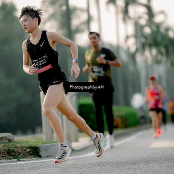 Runner Photo 6661679