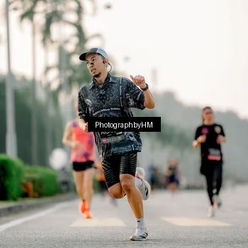 Runner Photo 6661704