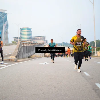 Runner Photo 6661714
