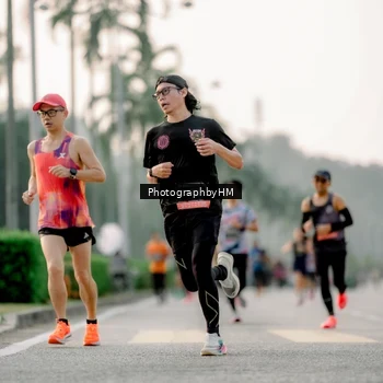 Runner Photo 6661744