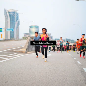 Runner Photo 6661794