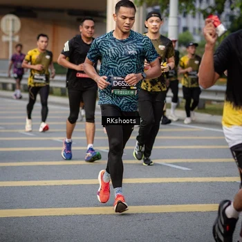 Runner Photo 6661898