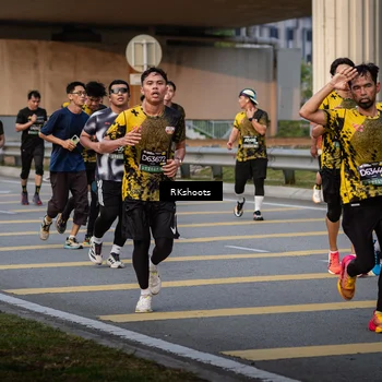 Runner Photo 6662017