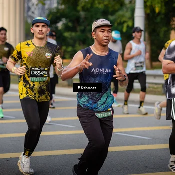 Runner Photo 6662054