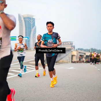 Runner Photo 6662190